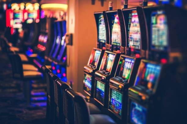 Tabel Hasil herobola menampilkan riwayat permainan dan transaksi di layar ponsel dengan tab navigasi intuitif